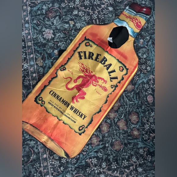 Fireball Cinnamon Whisky Costume - Picture 1 of 4